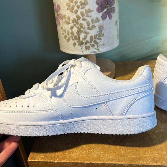 Nike sneakers - Picture 3 of 7